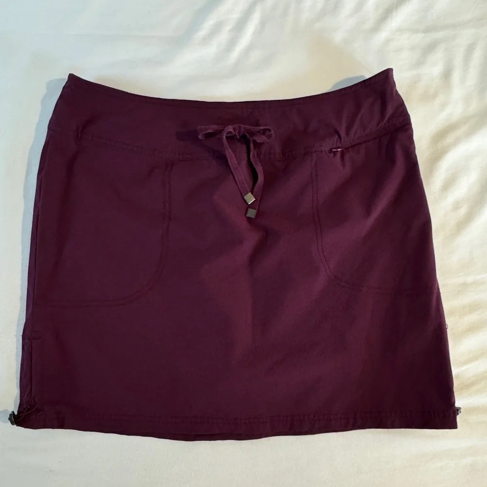 Green Tea Skort - Tennis - Burgundy - Large - Picture 1 of 8